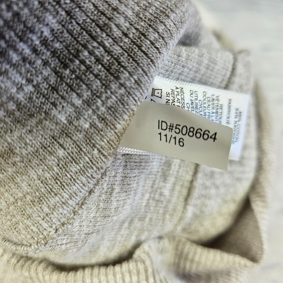 NWT Express Size S Gray Knit Cold Shoulder 3/4 Cutout Sleeve Tunic Top Round Hem - Picture 9 of 9